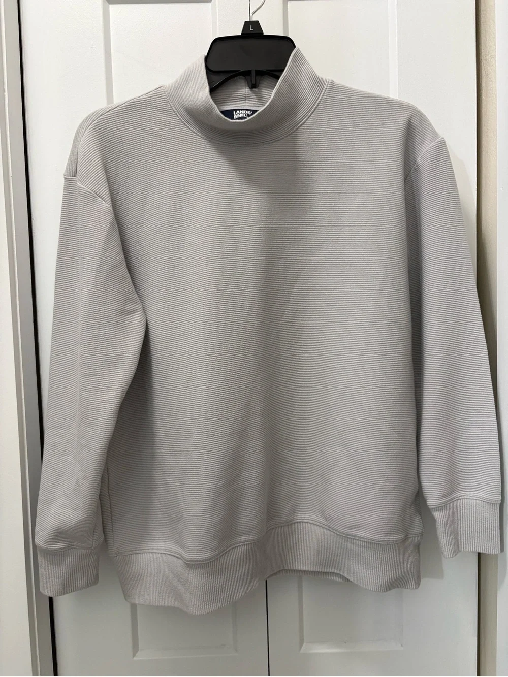 Lands End women’s Light Gray Mock Neck cabincore Sweater size Small